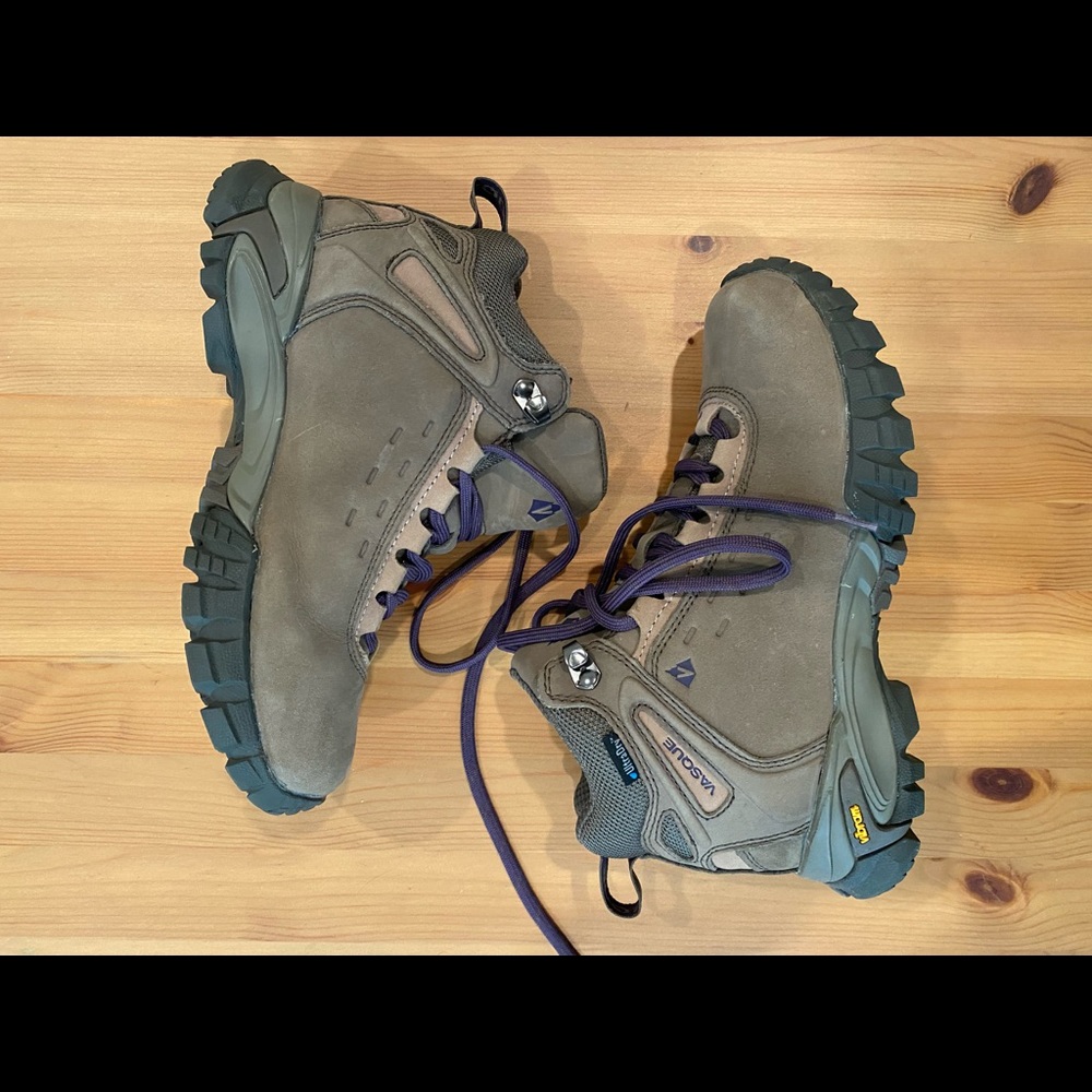 Vasque hiking boot